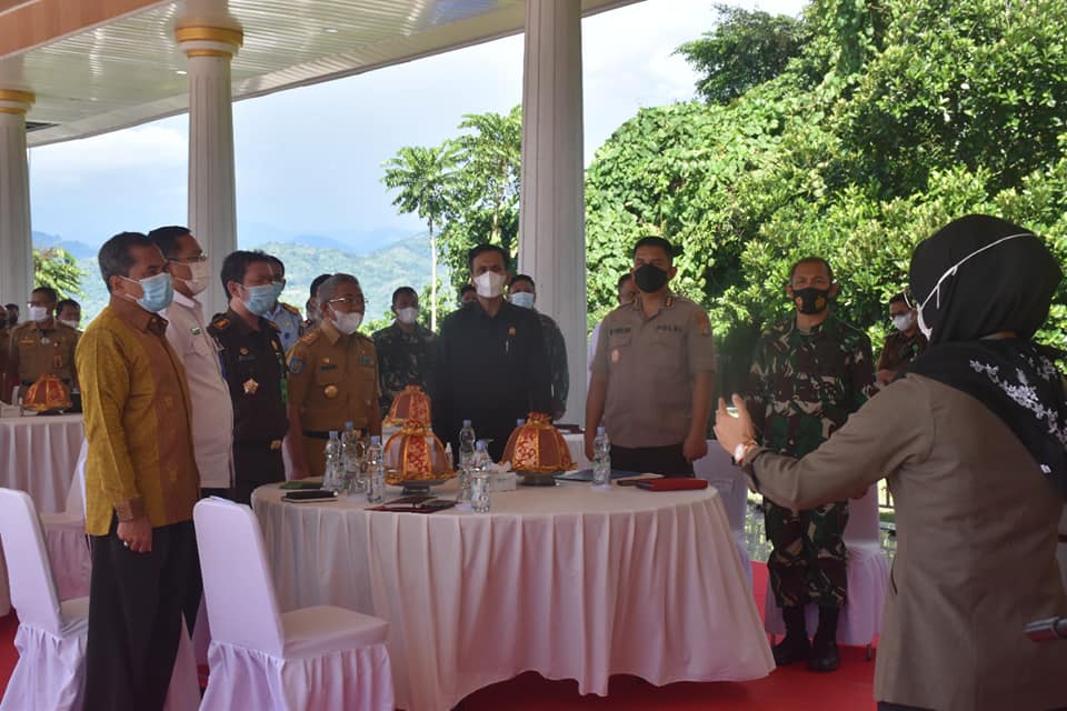 Gubernur Berharap Stakeholder Terkait Memberi Perhatian Serius Terhadap Proyek-proyek Strategis Nasional di Sulbar